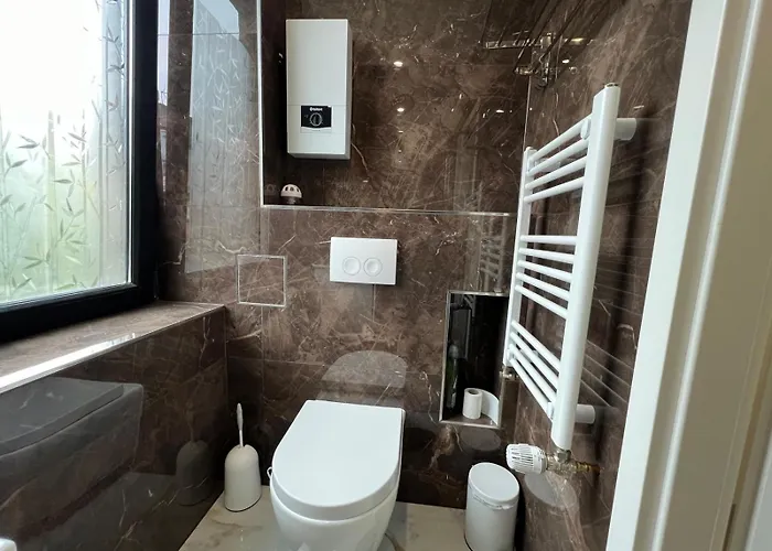 Schoene Mitte Von Apartamento